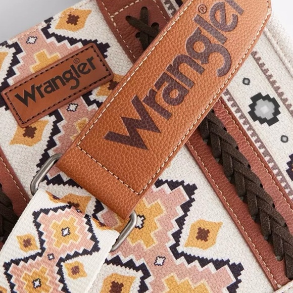 Wrangler Cream and Brown Geometric Tote Bag - Picture 2 of 5